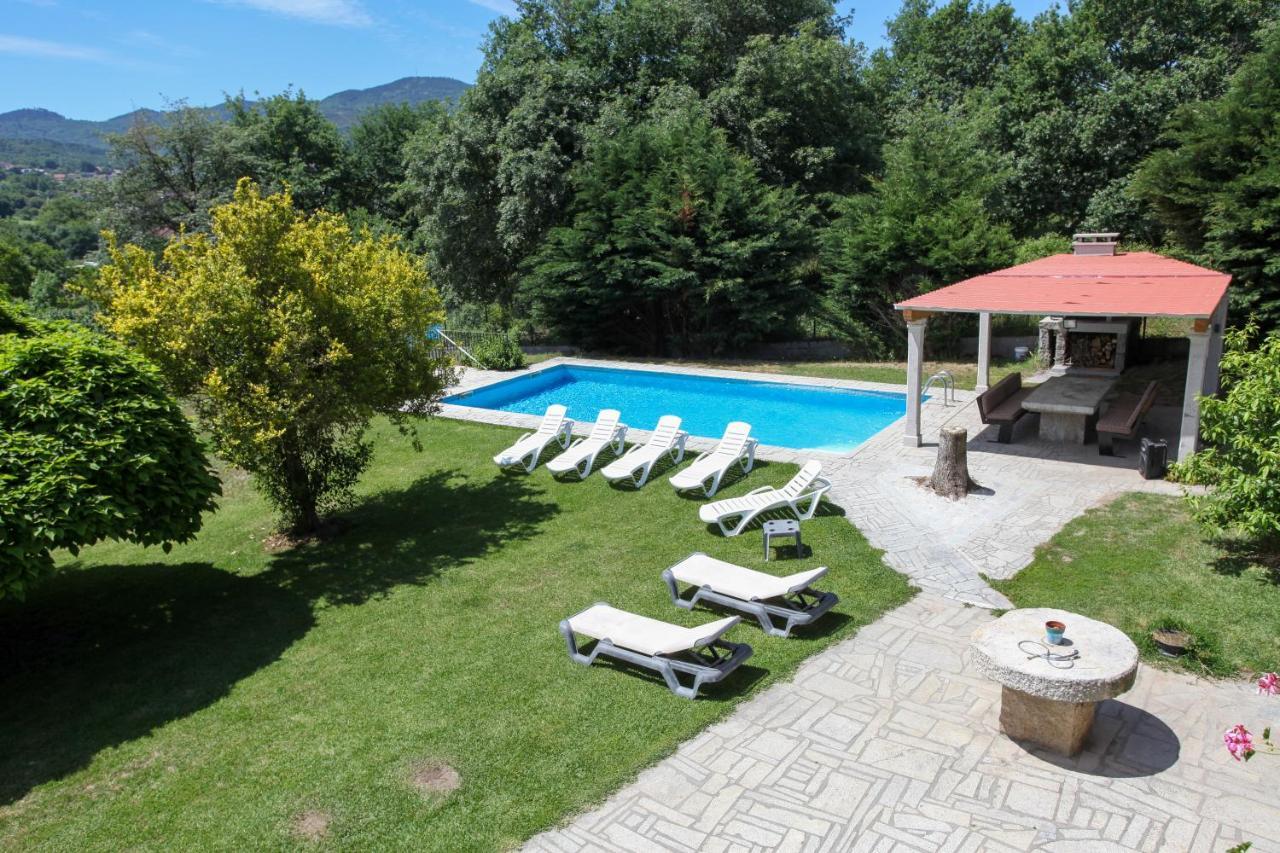Espectacular Casa Con Piscina En 阿拉力兹 外观 照片