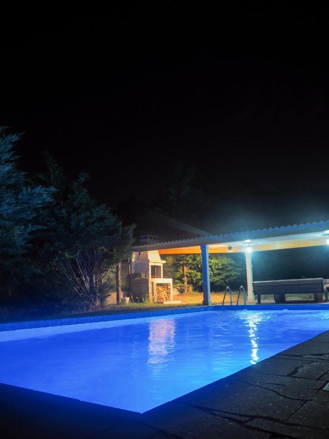 Espectacular Casa Con Piscina En 阿拉力兹 外观 照片